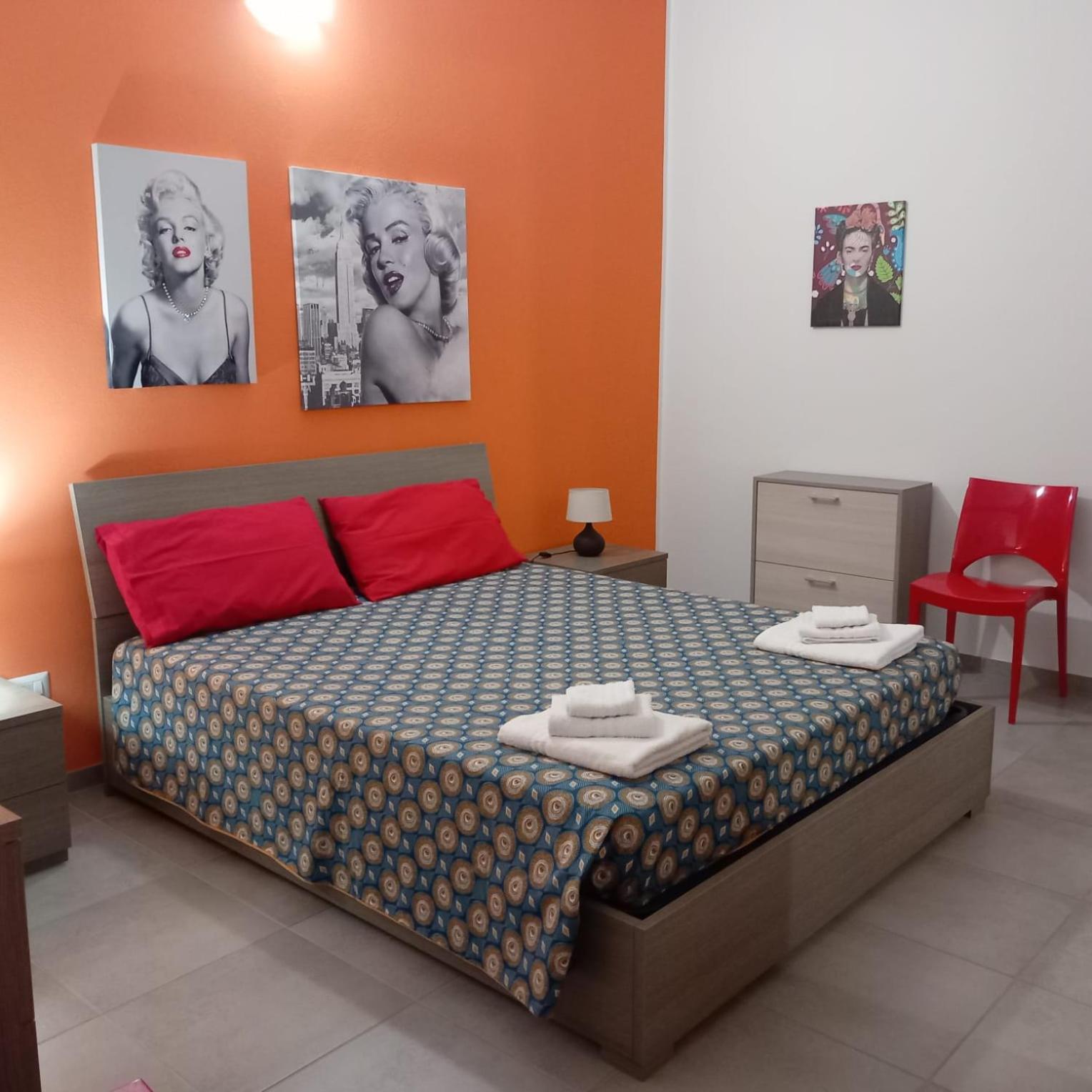 Casa Vacanze Di Alex Cabras Luaran gambar